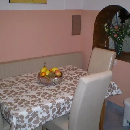 House Novi Vindolski * Novi Vinodolski