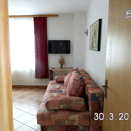 Apartamento House Novi Vindolski *